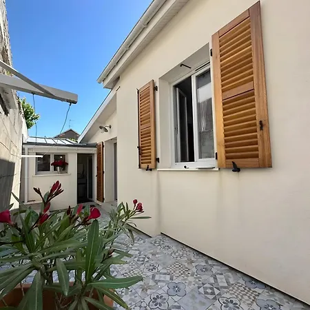 Maison De La De * سولاك سور مير